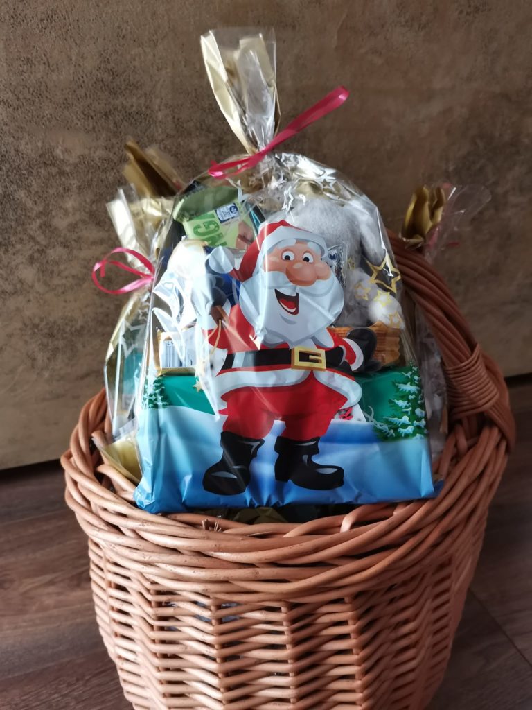 &bdquo;Święty Mikołaj odwiedził dzieci z Gminy Radwanice&rdquo; - zdjęcie 6