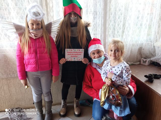 &bdquo;Święty Mikołaj odwiedził dzieci z Gminy Radwanice&rdquo; - zdjęcie 7