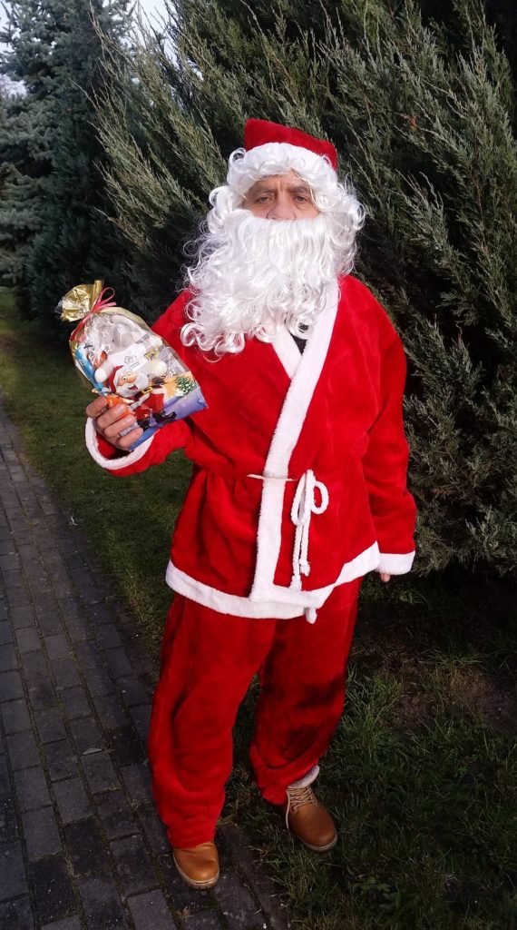 &bdquo;Święty Mikołaj odwiedził dzieci z Gminy Radwanice&rdquo; - zdjęcie 10