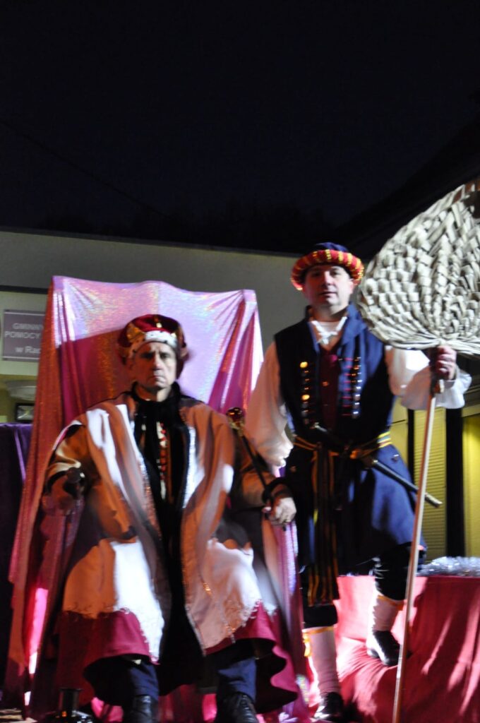 ORSZAK TRZECH KR&Oacute;LI W RADWANICACH - 6 STYCZNIA 2022 ROKU -RELACJA - zdjęcie 4